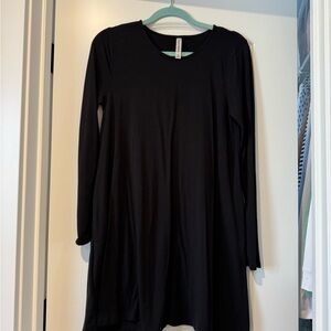 Zenana Outfitters Black Long Sleeve Dress